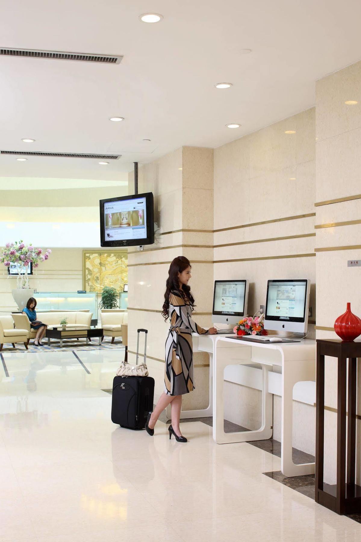 Ariva Beijing West Hotel 외부 사진